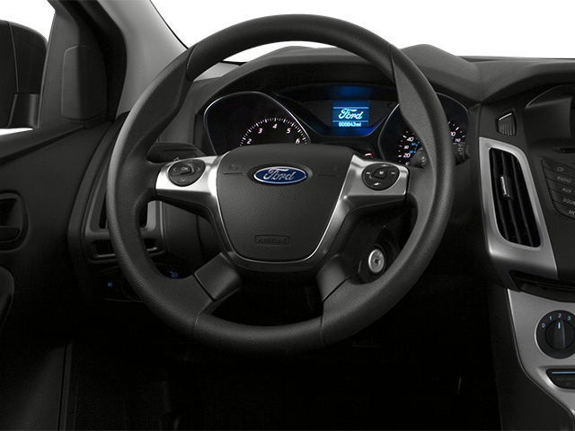 2014 Ford Focus SE photo 3