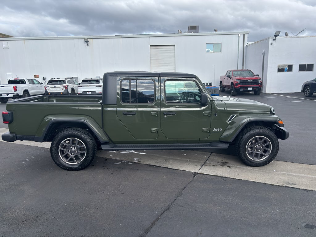 2021 Jeep Gladiator Overland 4X4