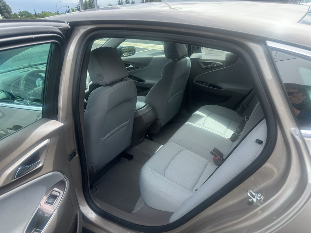 2022 Chevrolet Malibu LS