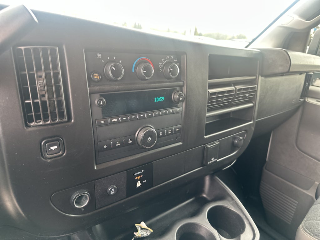 2022 Chevrolet Express Cargo 2500 RWD 2500 Regular Wheelbase WT