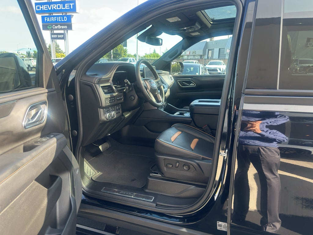 2023 GMC Yukon XL AT4