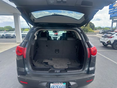 2011 Chevrolet Traverse LT w/2LT