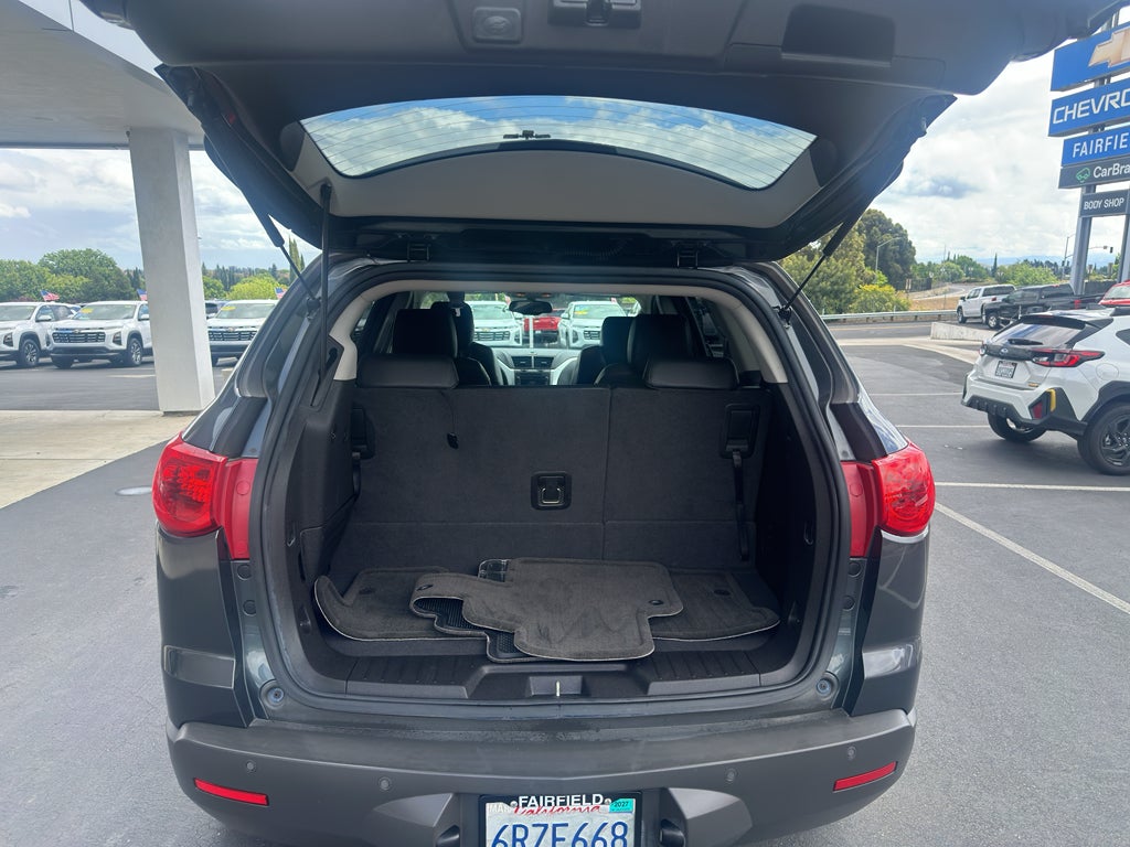 2011 Chevrolet Traverse LT w/2LT