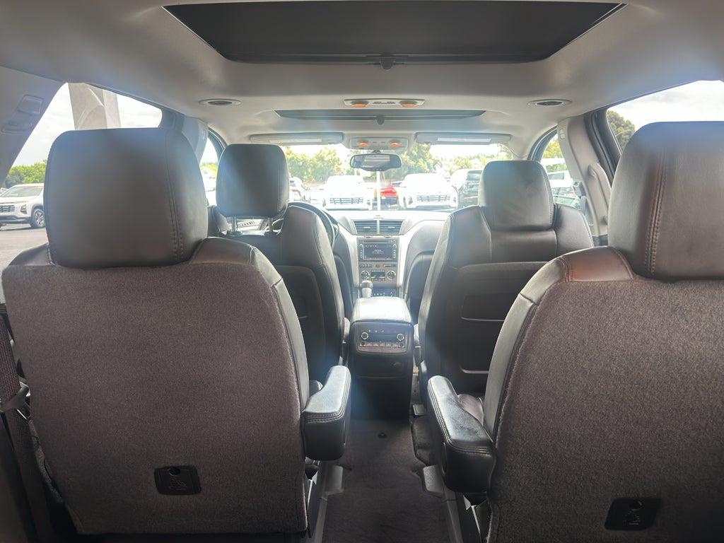 2011 Chevrolet Traverse LT w/2LT