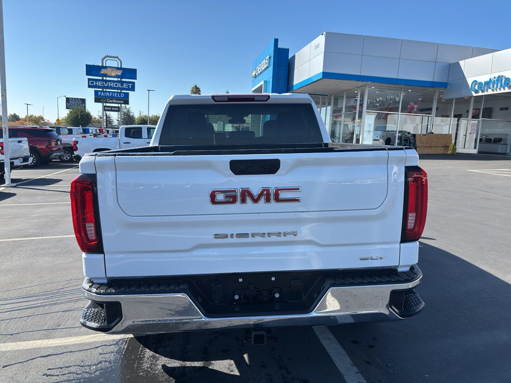 2025 GMC Sierra 1500 SLT