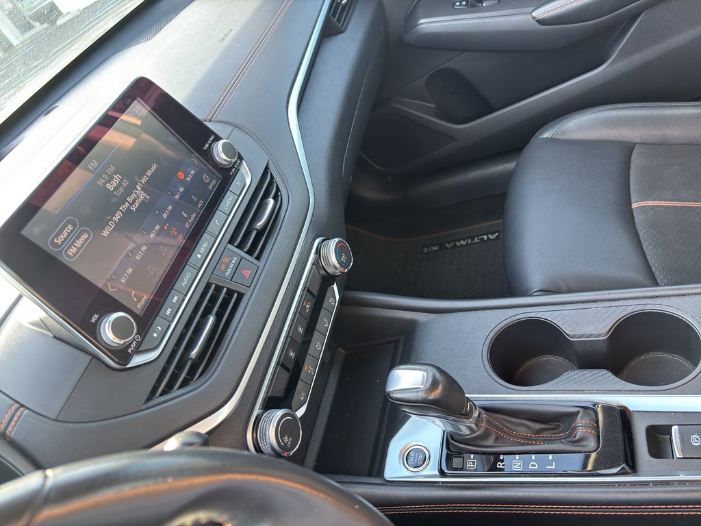 2022 Nissan Altima SR Intelligent AWD