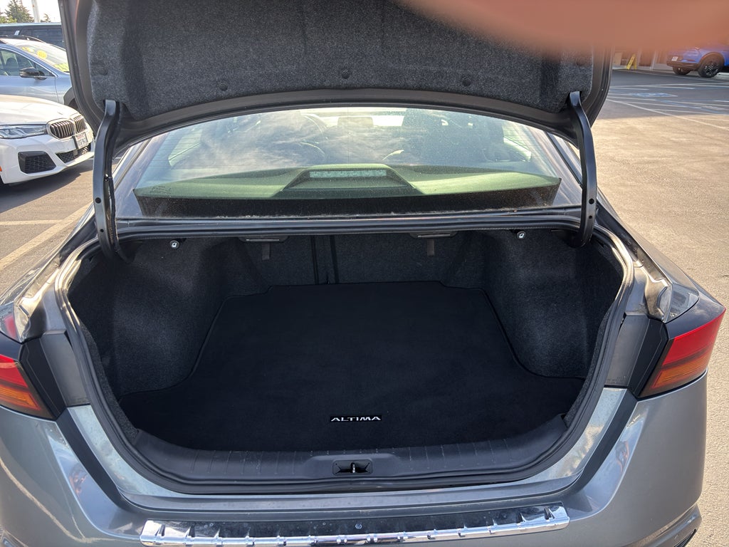 2022 Nissan Altima SR Intelligent AWD