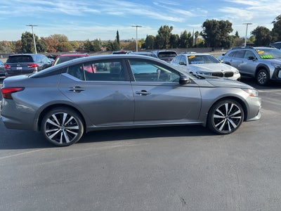 2022 Nissan Altima SR Intelligent AWD