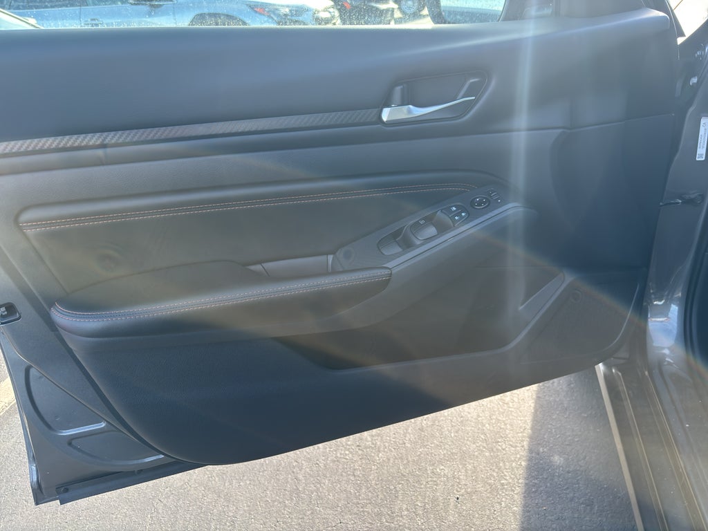 2022 Nissan Altima SR Intelligent AWD