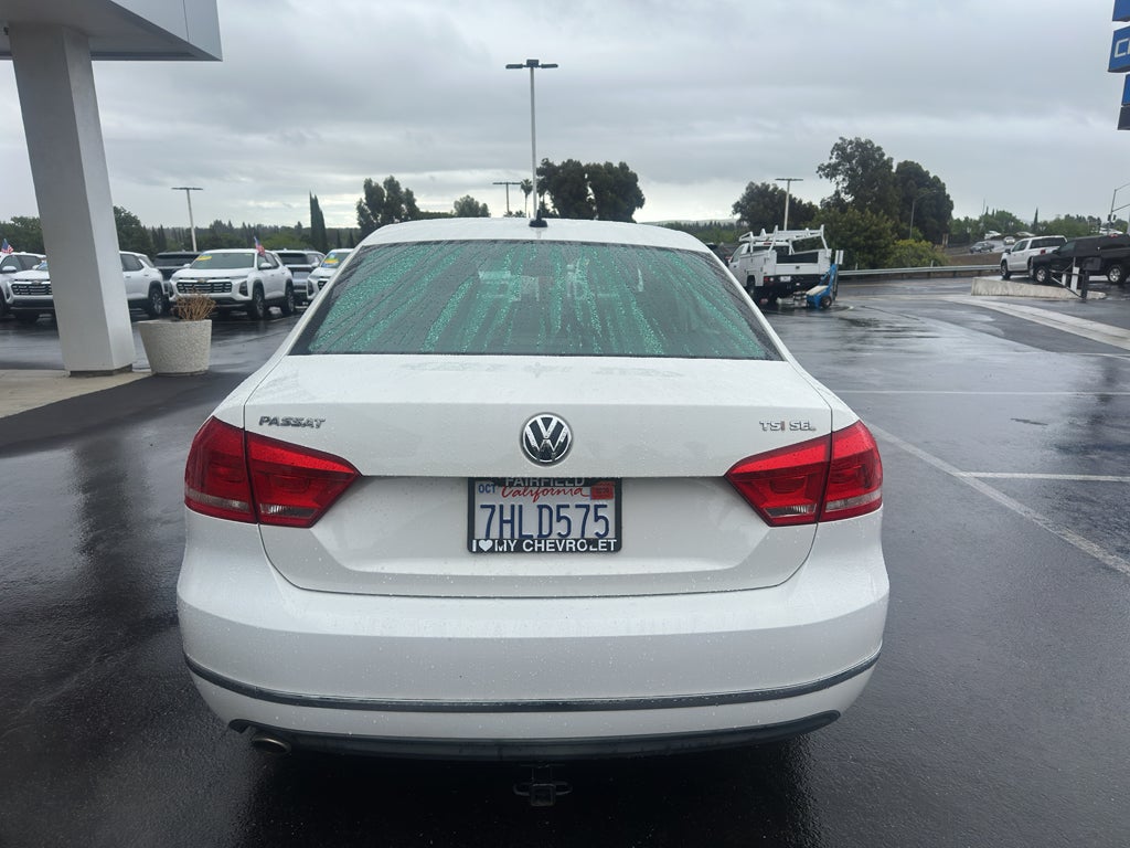2015 Volkswagen Passat 1.8T SEL Premium