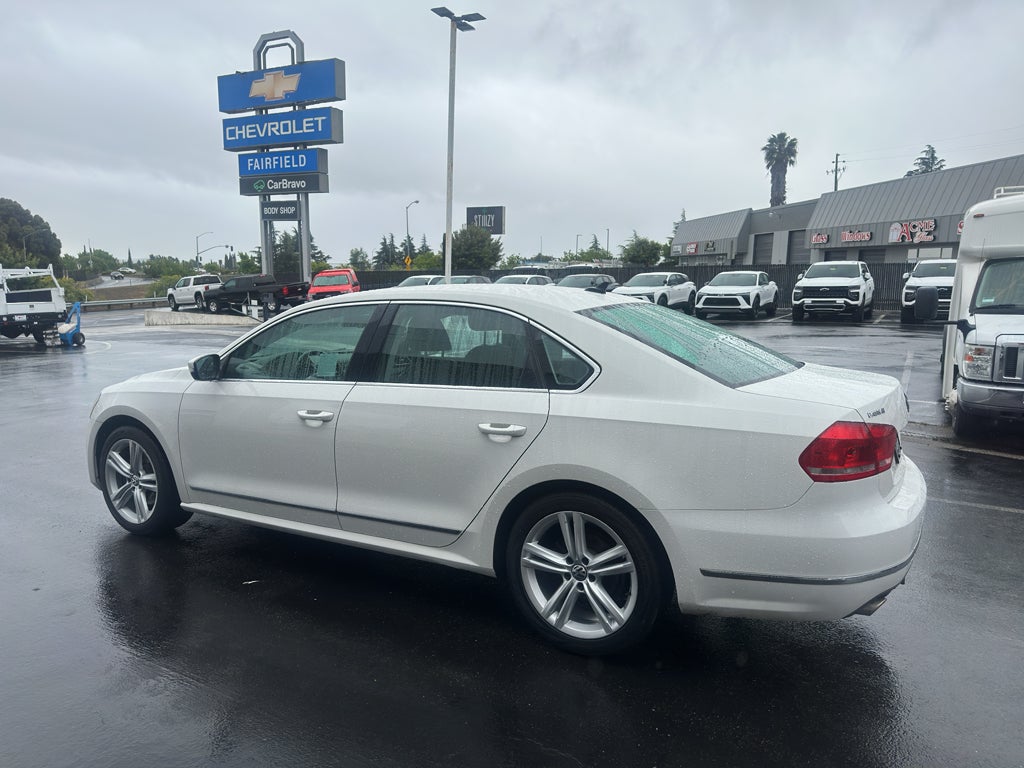 2015 Volkswagen Passat 1.8T SEL Premium