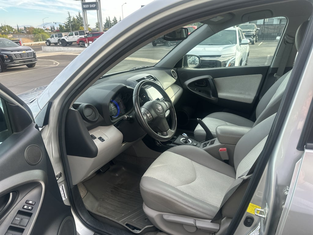 2012 Toyota RAV4 EV BASE