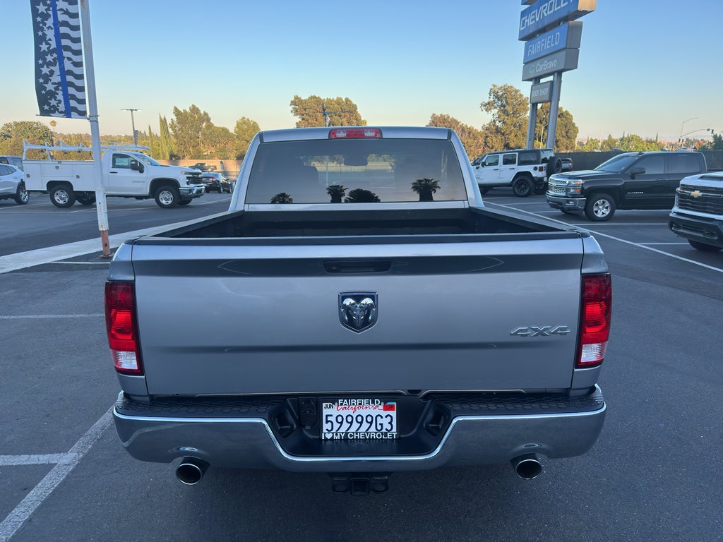 2021 RAM 1500 Classic Tradesman Crew Cab 4x4 5'7" Box