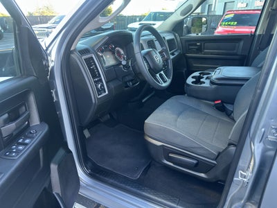 2021 RAM 1500 Classic Tradesman Crew Cab 4x4 5'7" Box