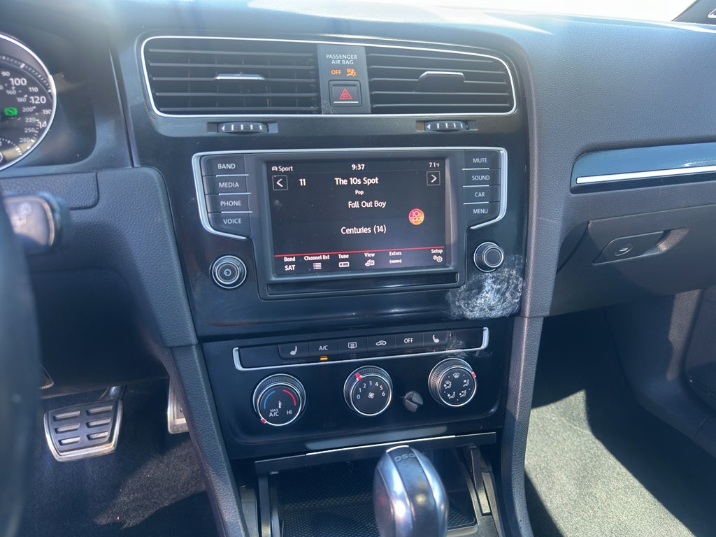2016 Volkswagen Golf GTI SE w/Performance Package 4-Door