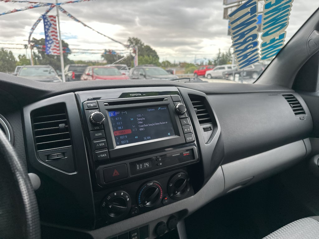 2013 Toyota Tacoma Base