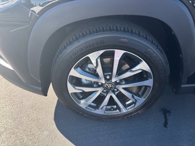 2023 Toyota Corolla Cross XLE