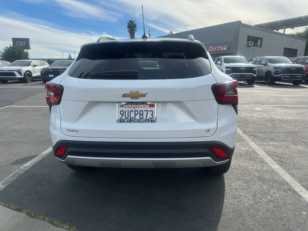2025 Chevrolet Trax LT