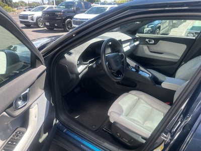 2023 POLESTAR 2 Base