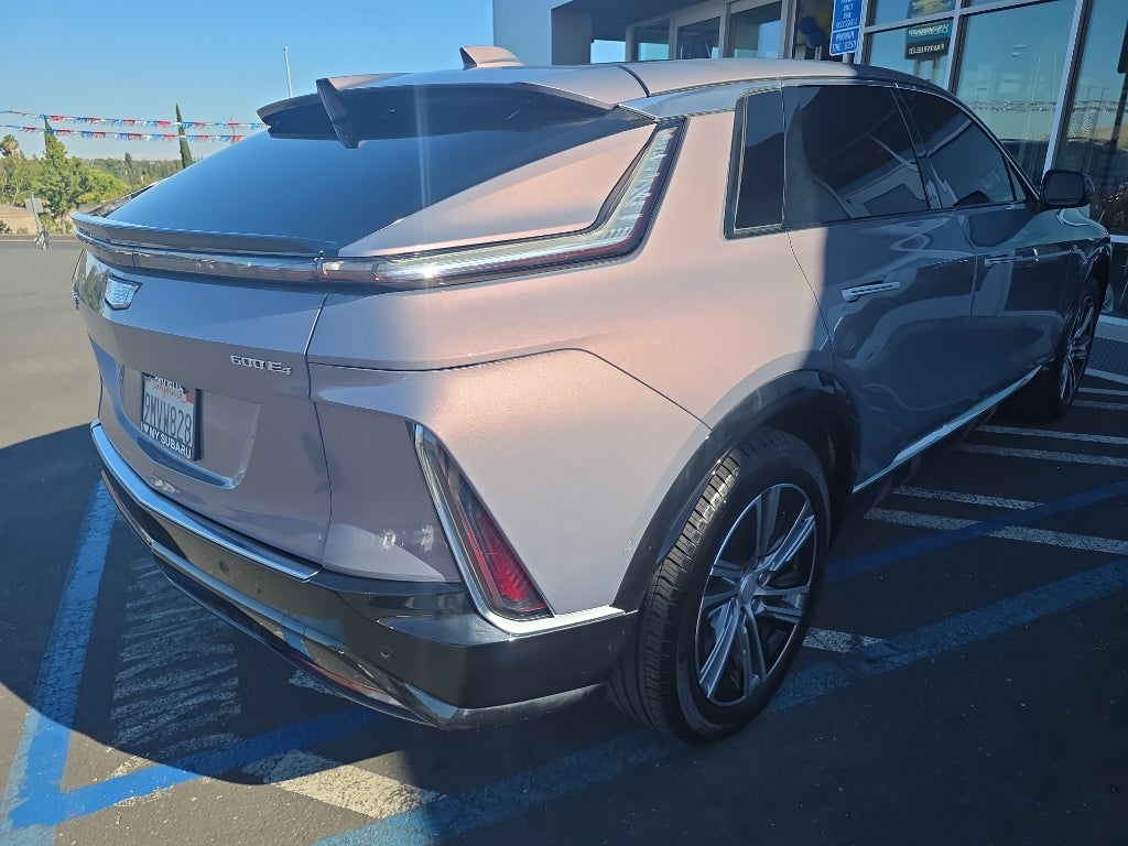 2024 Cadillac Lyriq Luxury