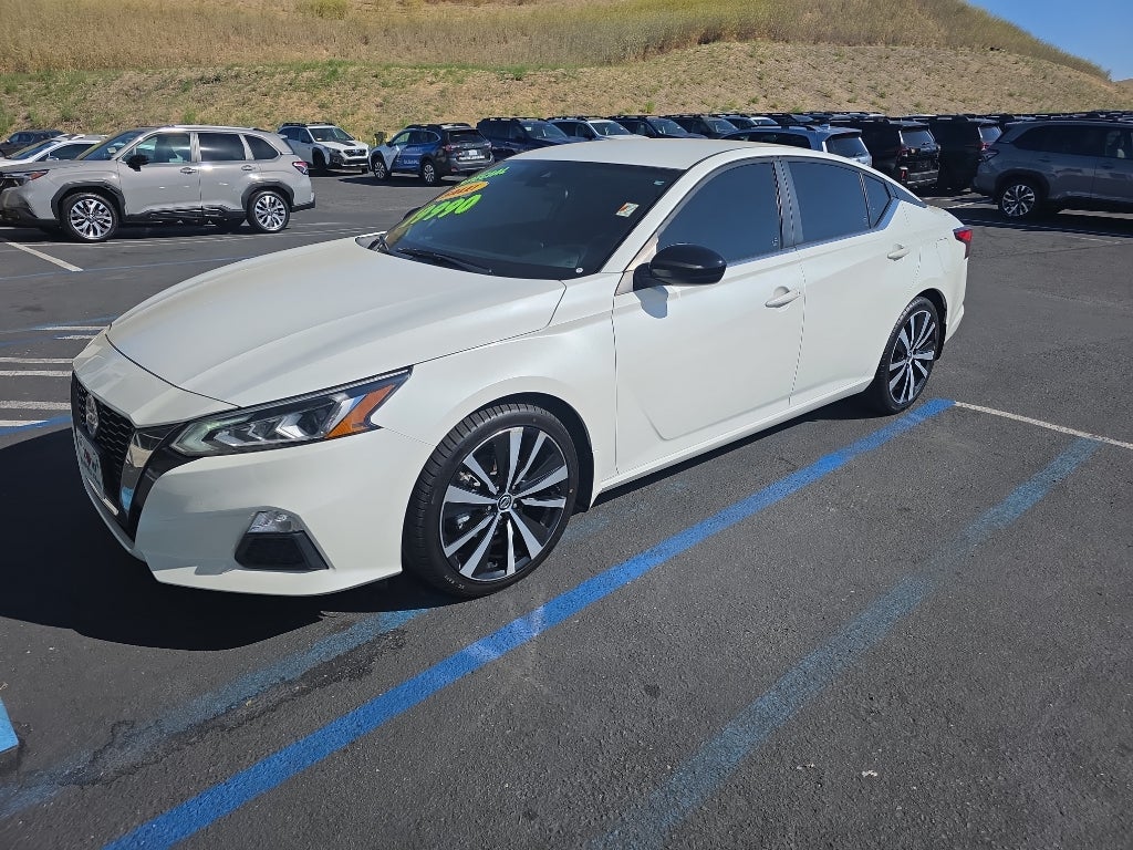 2022 Nissan Altima 2.5 SR