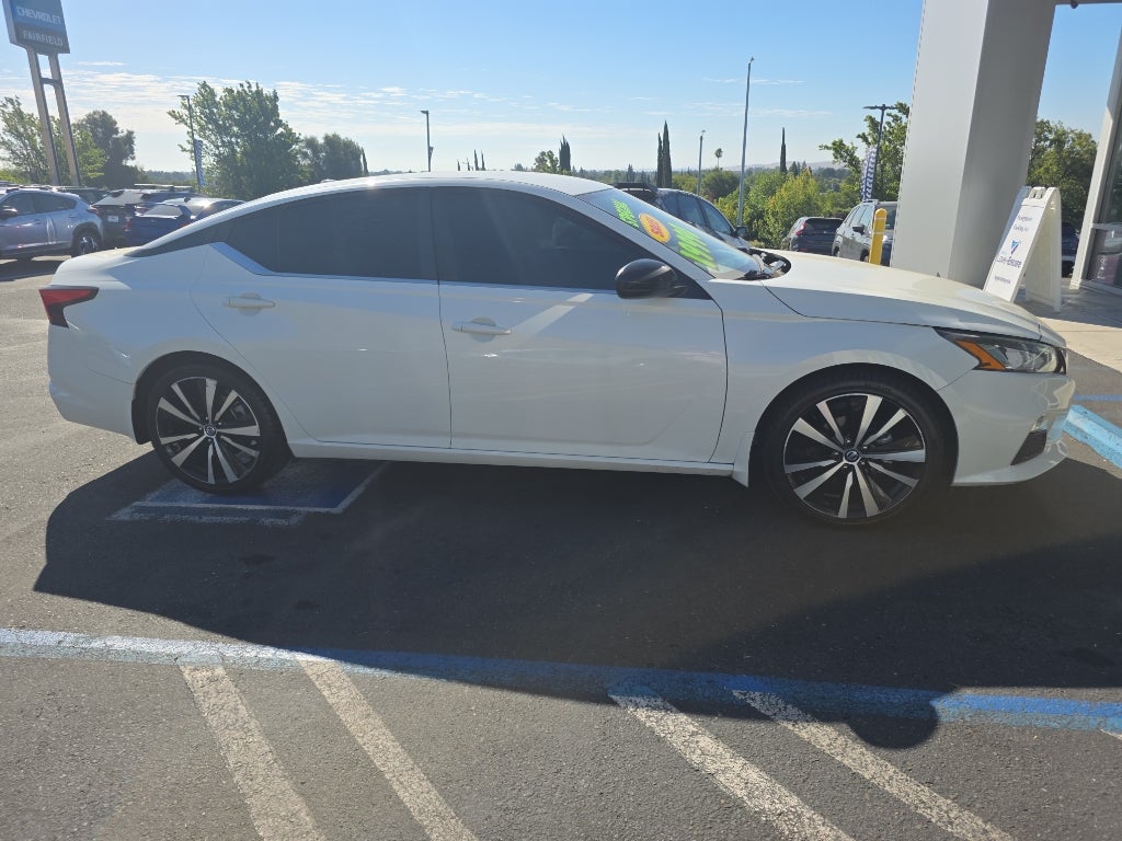 2022 Nissan Altima 2.5 SR