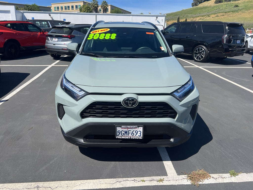 2023 Toyota RAV4 XLE