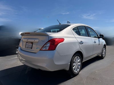 2014 Nissan Versa SV