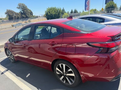 2022 Nissan Versa SR