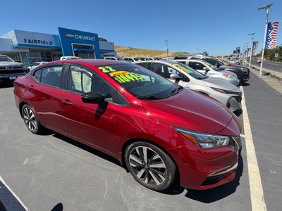 2022 Nissan Versa SR