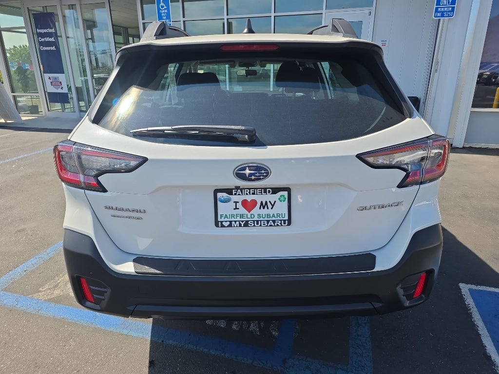 2021 Subaru Outback Base