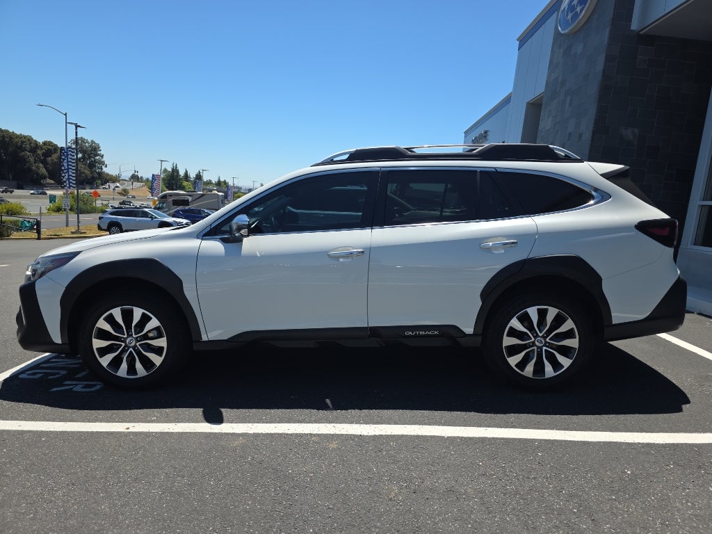 2023 Subaru Outback Touring