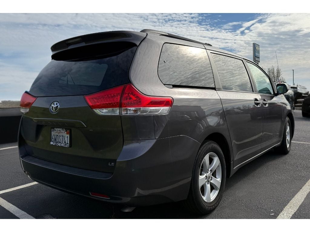 2012 Toyota Sienna LE