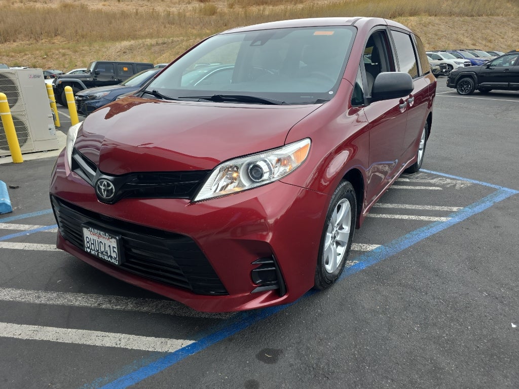 2019 Toyota Sienna L