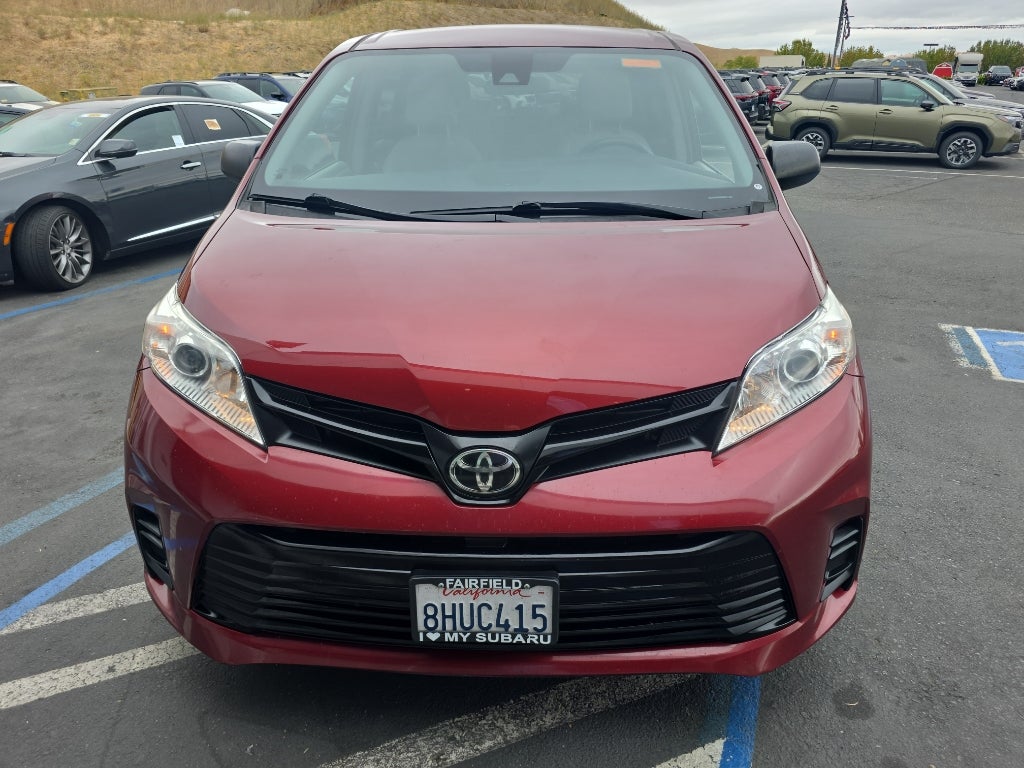 2019 Toyota Sienna L