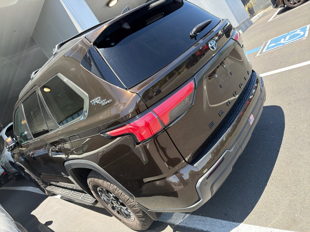 2024 Toyota Sequoia SR5