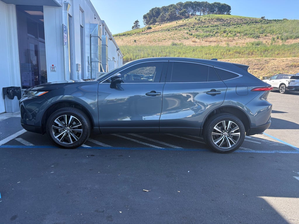 2024 Toyota Venza LE