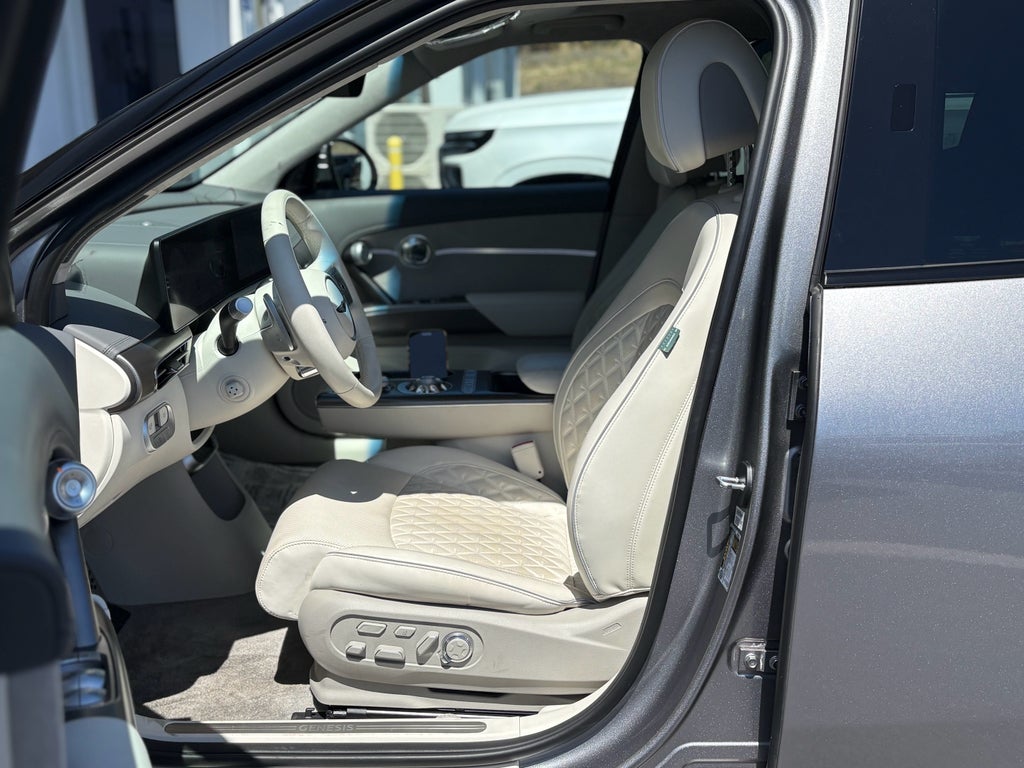 2023 Genesis GV60 Performance