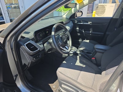 2025 Kia Seltos LX
