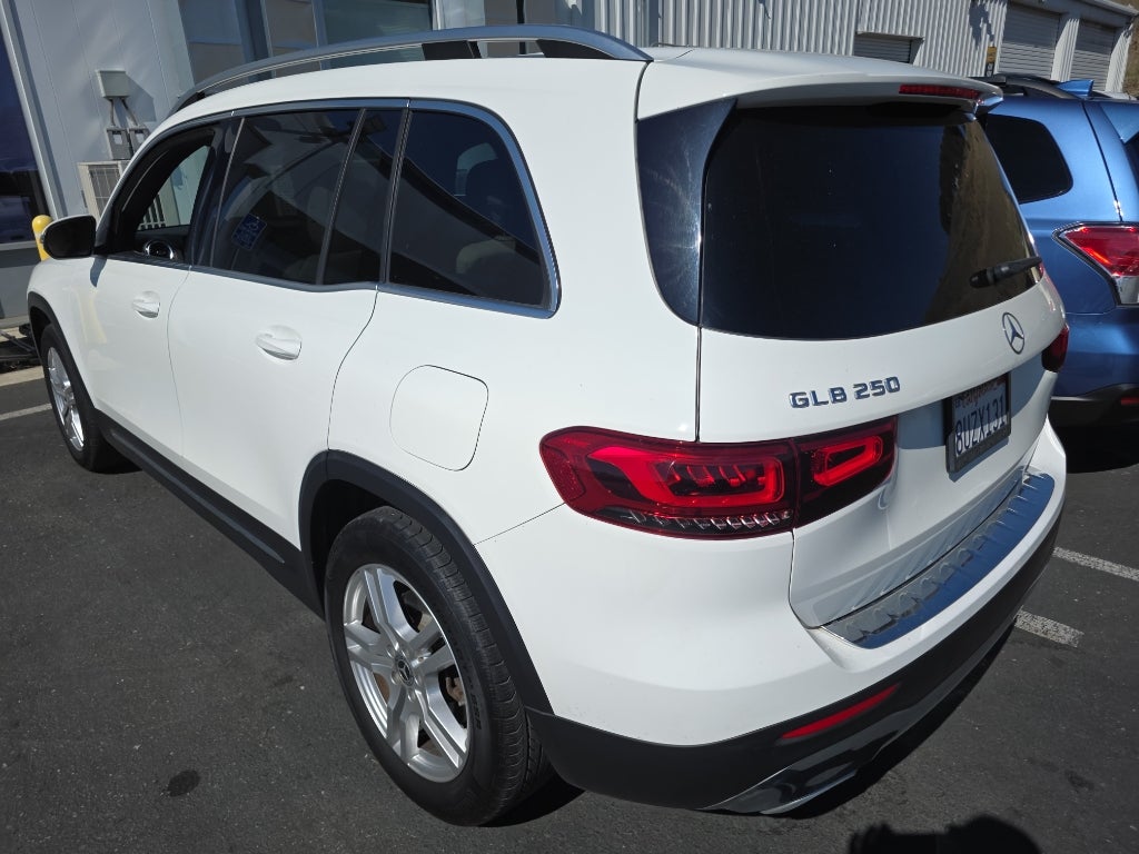 2021 Mercedes-Benz GLB 250