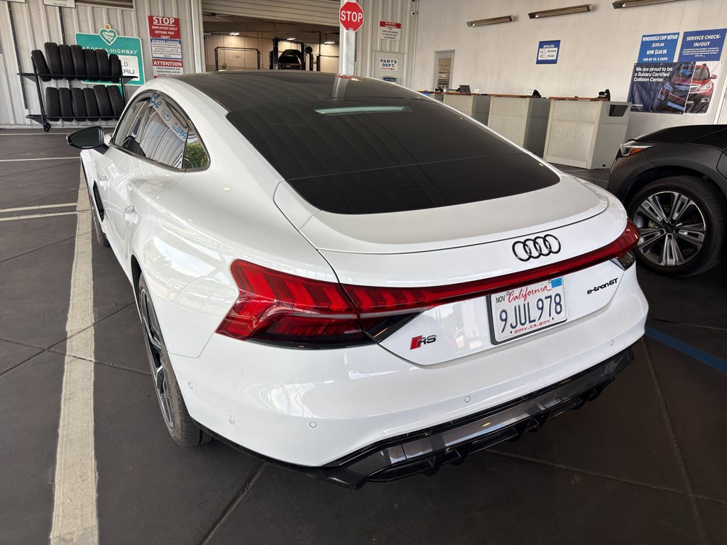 2023 Audi RS e-tron GT Base w/Carbon