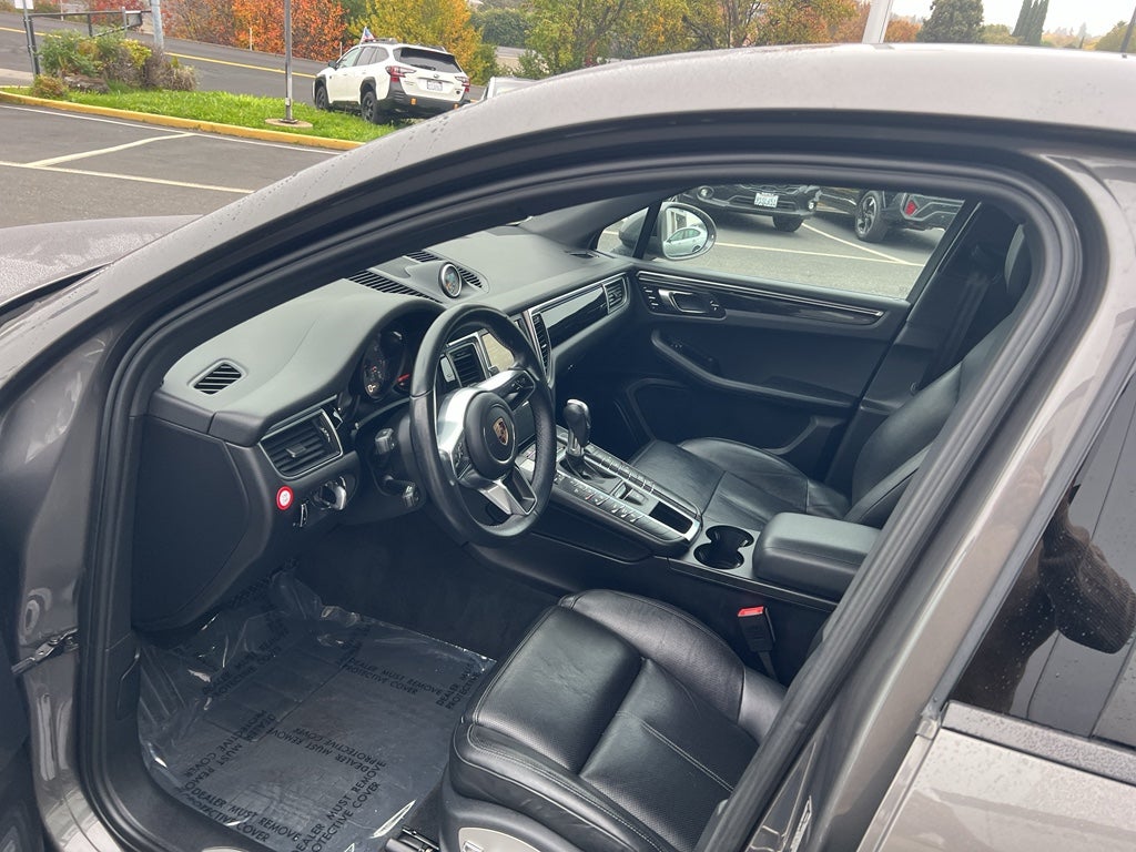 2016 Porsche Macan S