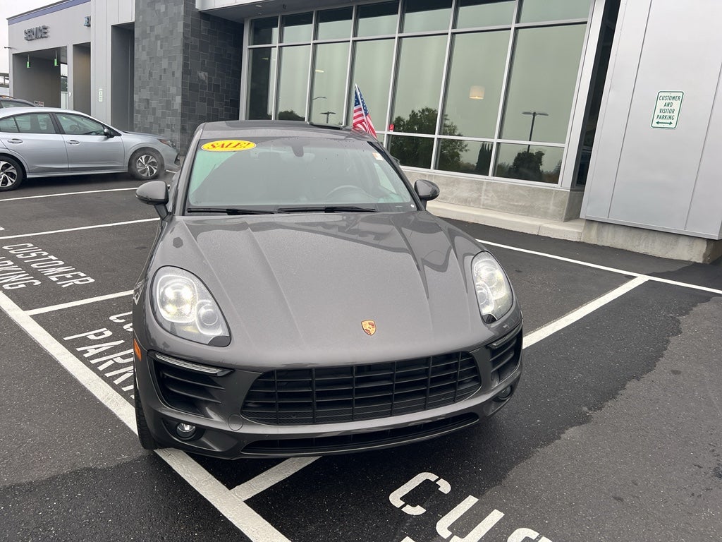 2016 Porsche Macan S